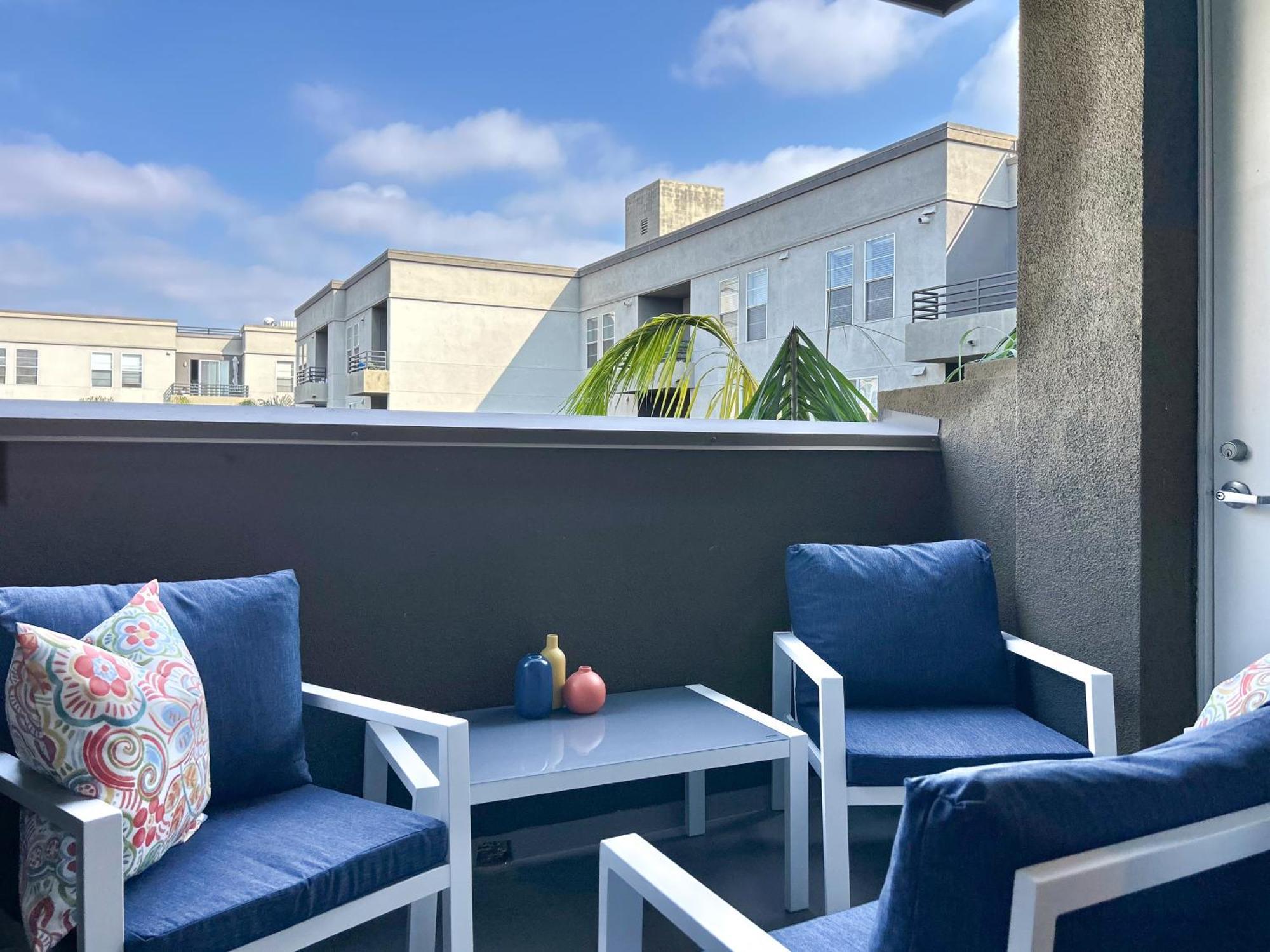 2Bd 2Ba Santa Monica Apartment With Relaxing Pool View Los Angeles Eksteriør billede