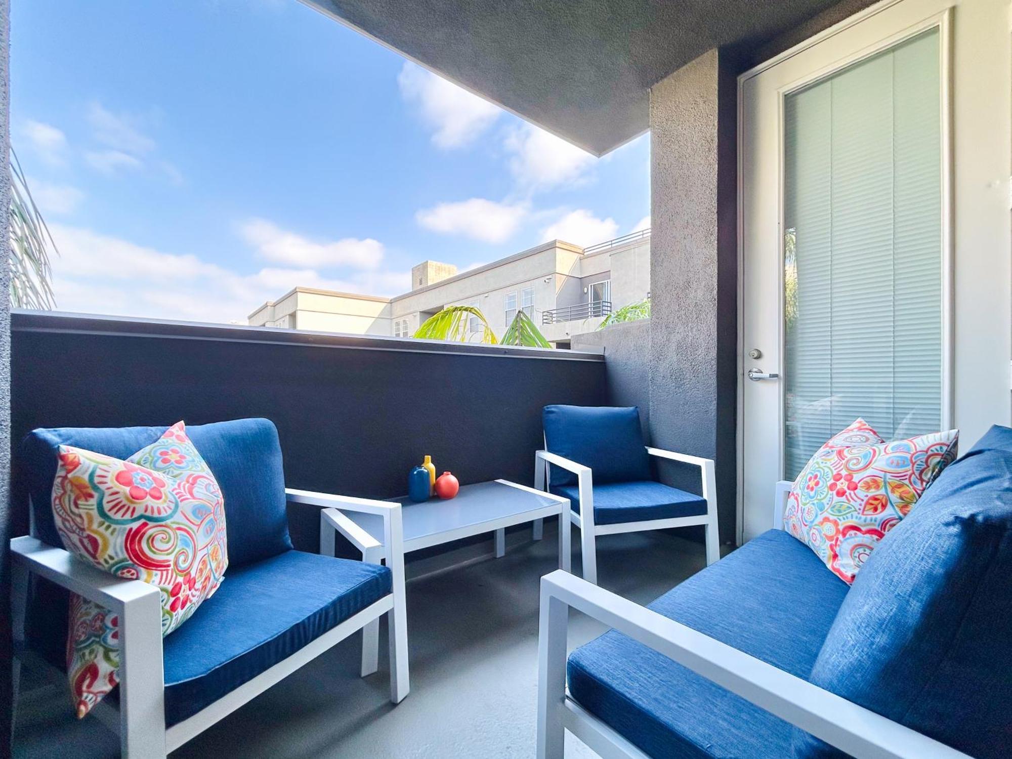 2Bd 2Ba Santa Monica Apartment With Relaxing Pool View Los Angeles Eksteriør billede