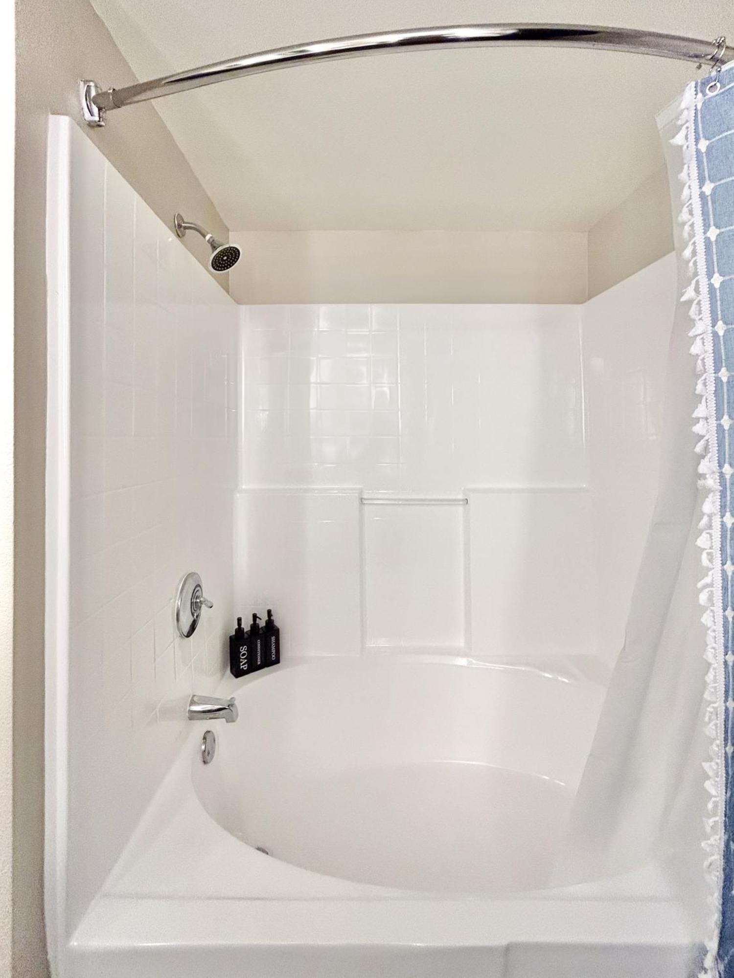 2Bd 2Ba Santa Monica Apartment With Relaxing Pool View Los Angeles Eksteriør billede